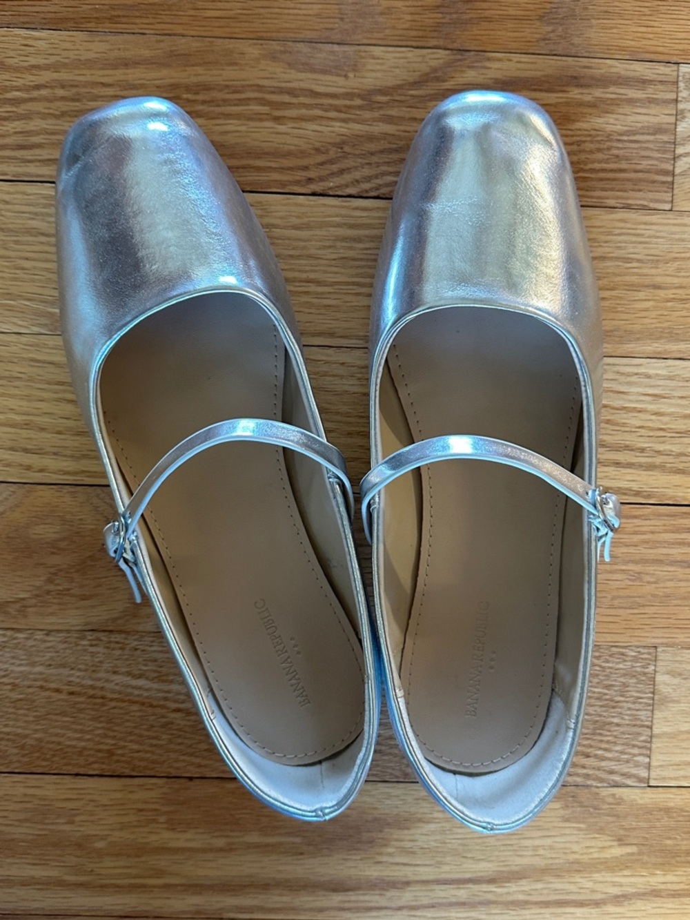 Banana Republic Mary-Jane Ballet Flat